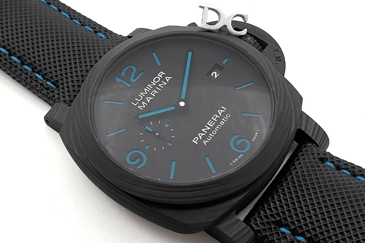 Pam1661 Luminor Marina Carbotech 44mm - Image 4