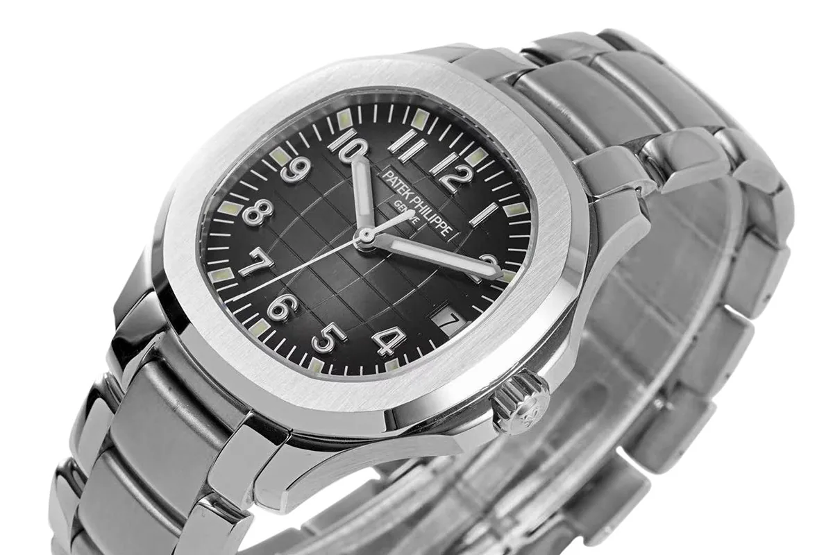 Aquanaut 5167/1A-001 schwarzes Zifferblatt in Stahl am Armband – Bild 3