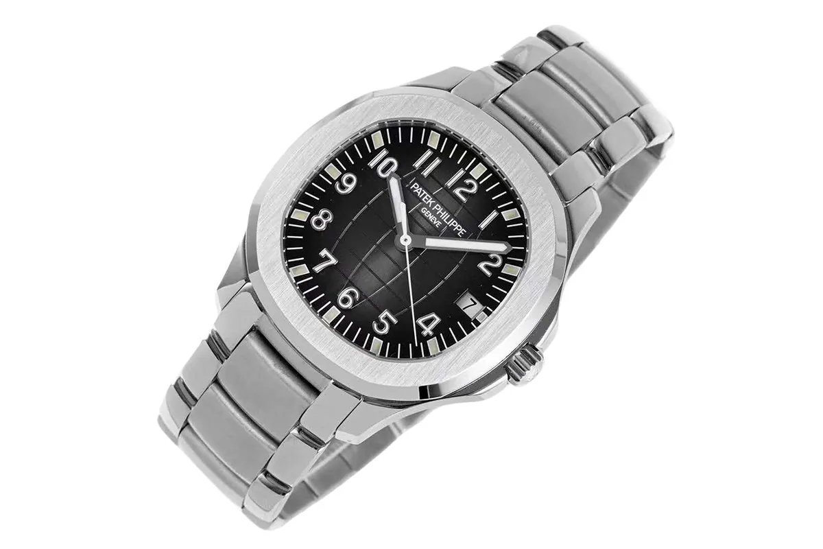 Aquanaut 5167/1A-001 schwarzes Zifferblatt in Stahl am Armband – Bild 2
