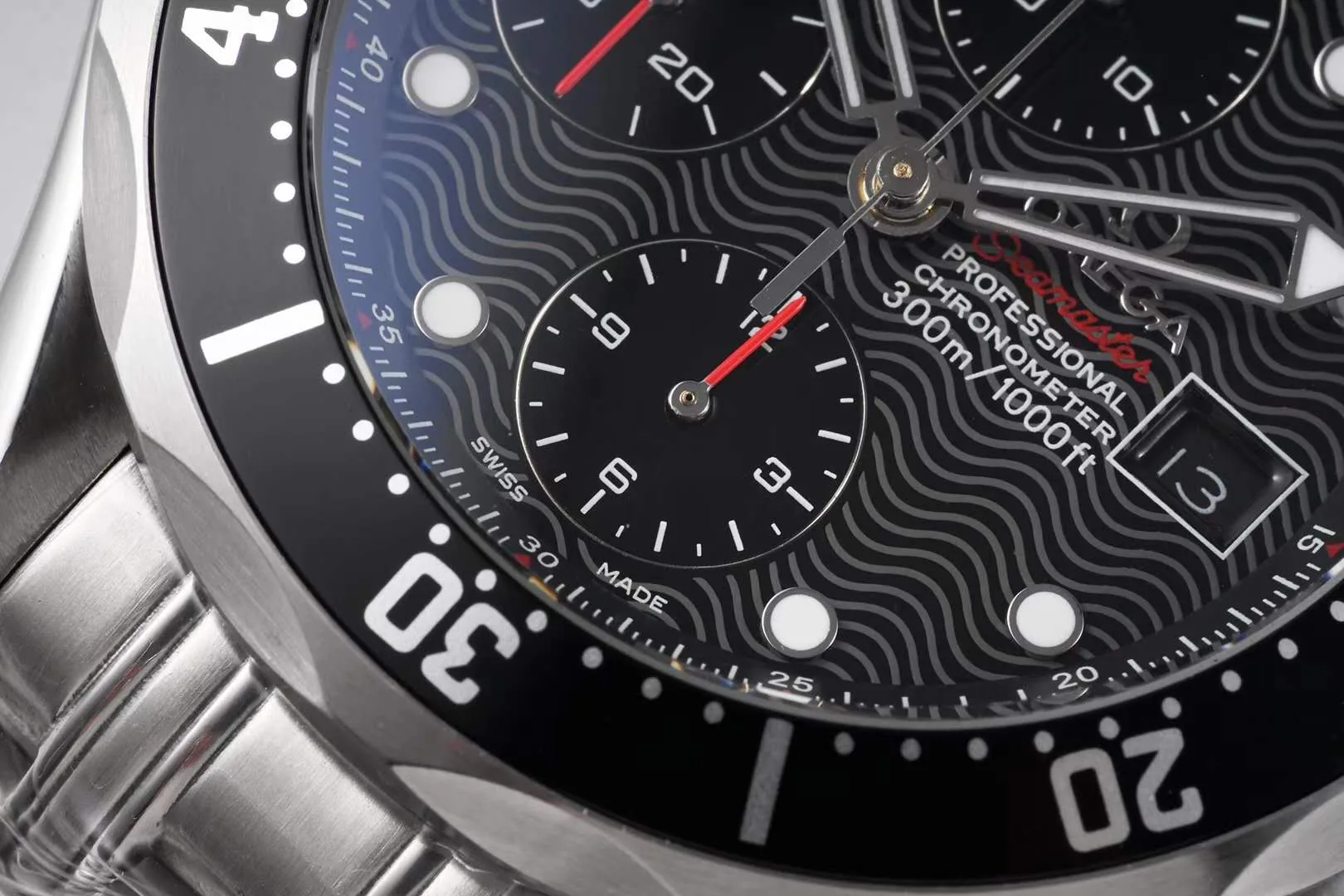 Seamaster Diver 300m cronografo quadrante nero su bracciale - immagine 5