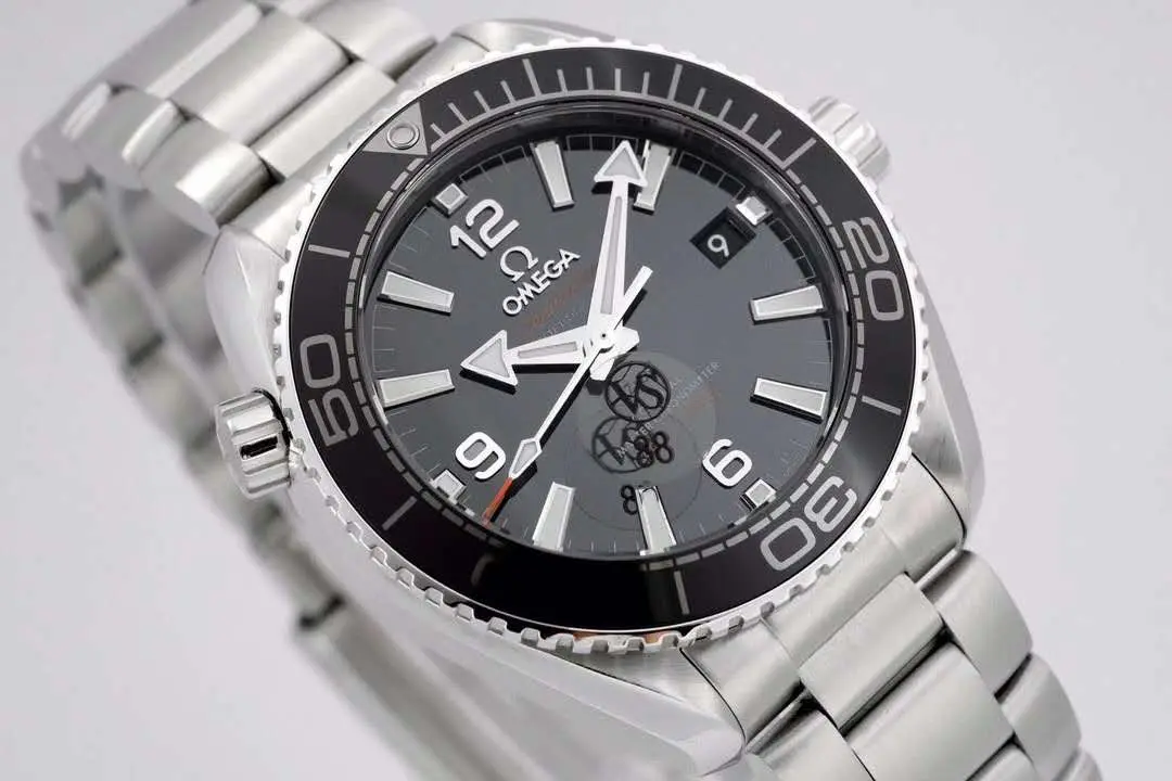 Seamaster Planet Ocean 600M Co-Axial Master Chronometer cadran noir 39.5mm sur bracelet – Image 3