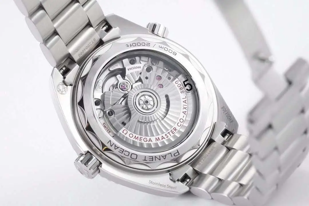 Seamaster Planet Ocean 600M Co-Axial Master Chronometer cadran noir 39.5mm sur bracelet – Image 9