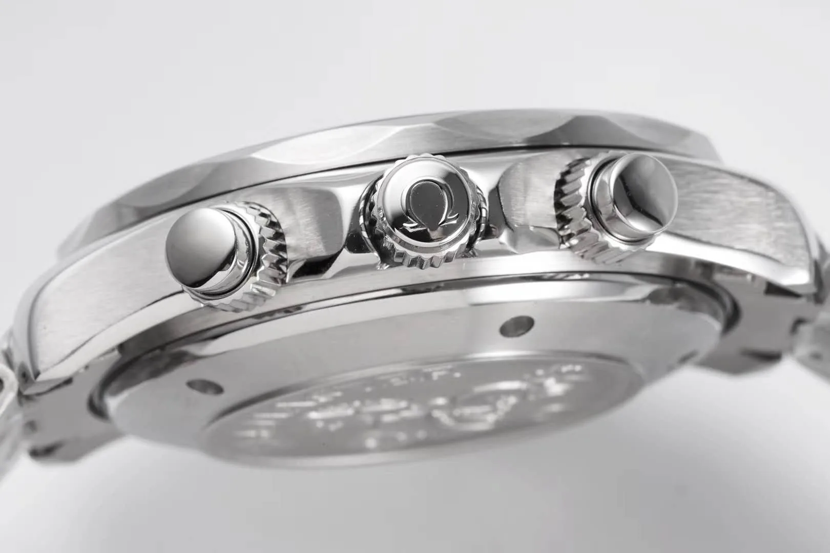 Seamaster Diver 300m cronografo quadrante nero su bracciale - immagine 9
