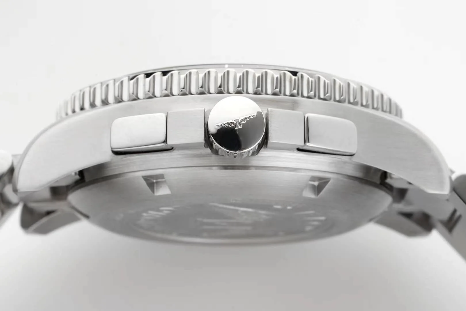 Hydroconquest schwarzes Zifferblatt am Armband – Bild 7