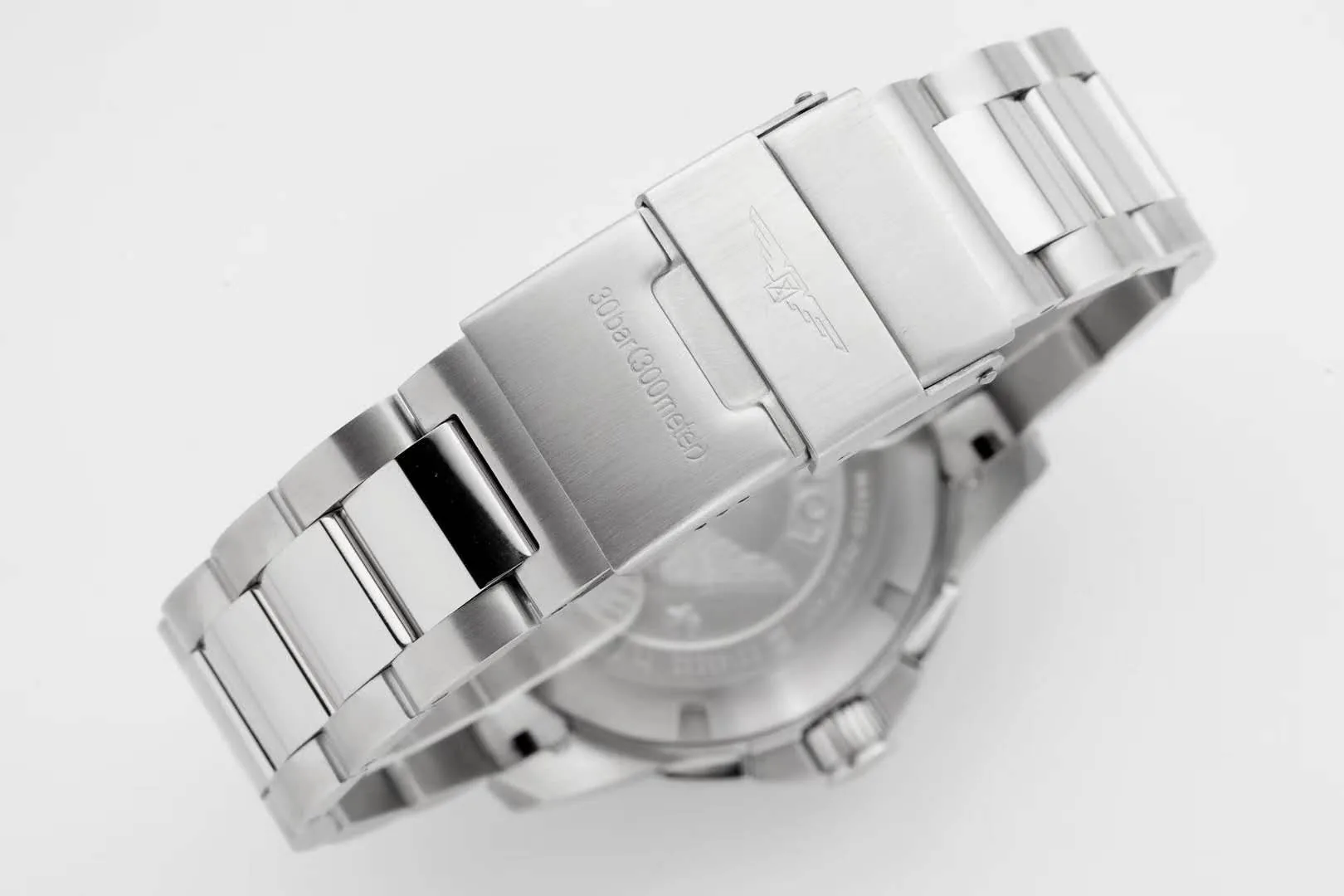 Hydroconquest schwarzes Zifferblatt am Armband – Bild 9