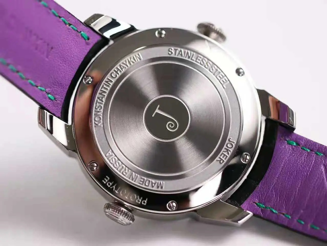 Wristmons Joker con corbata - Imagen 4