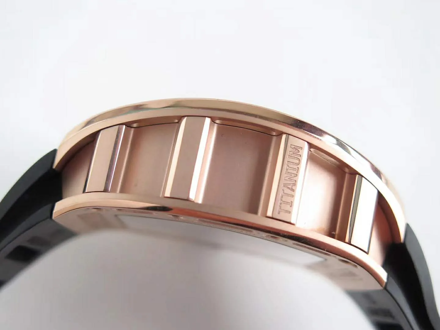 RM 052-01 Tourbillon Skull in oro rosa - immagine 9