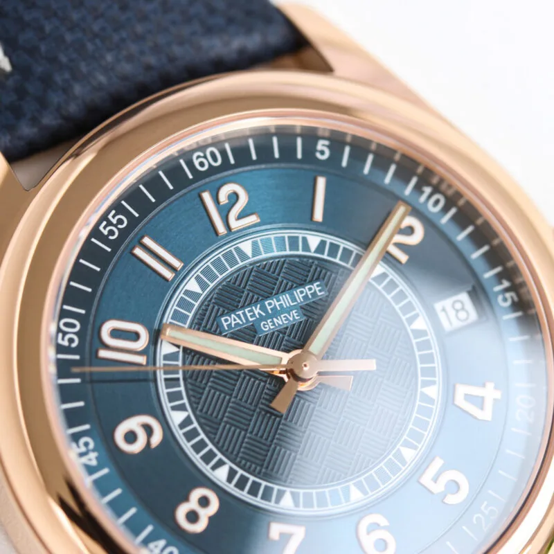 Calatrava 6007 Blue Dial in Rose Gold - Image 3