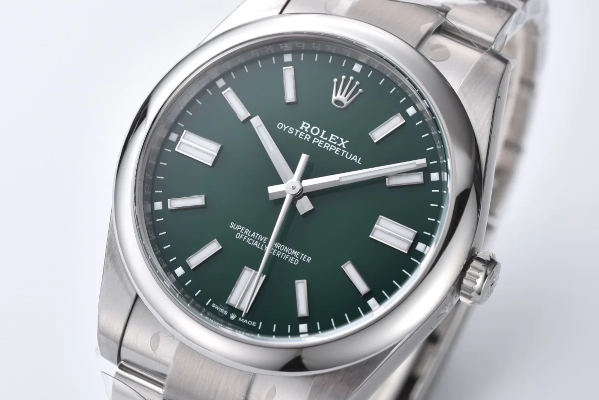 Oyster Perpetual 41mm Green Dial 124300 - Image 3