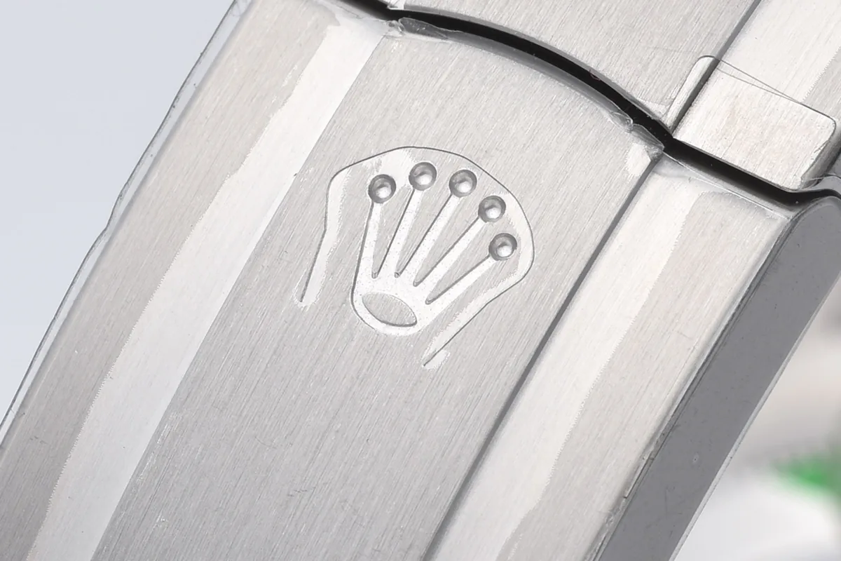 Oyster Perpetual 41mm Silver Dial 124300 - Image 8