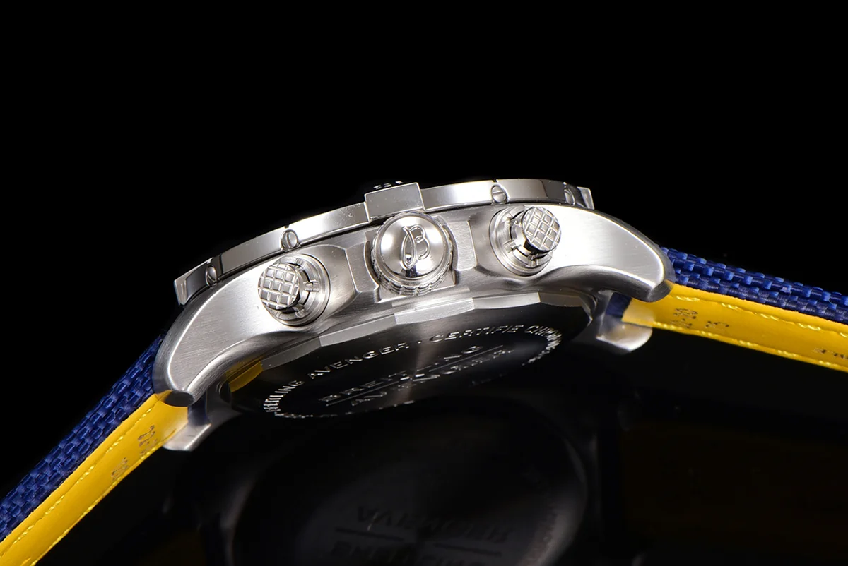 Avenger Bandit Blue Dial in Steel