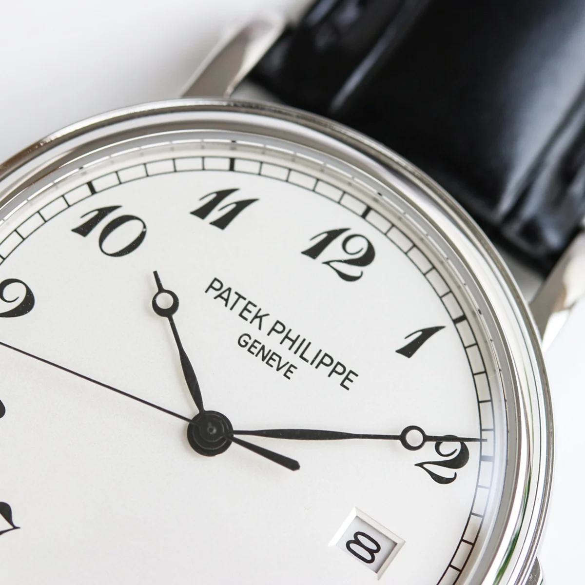 Calatrava 5153G-012 White Dial in White Gold