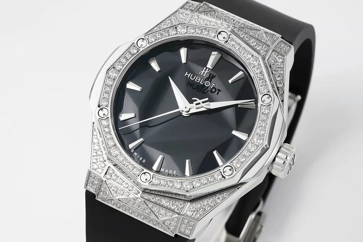 Classic Fusion Orlinski Titanium Alternative Pave 40mm Black Dial