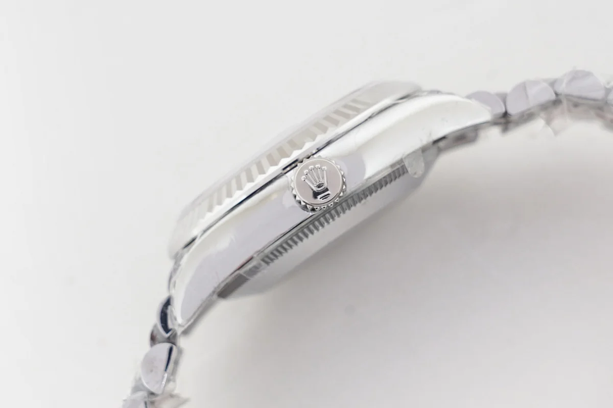 Datejust 36 126234 White MOP Dial in Steel on Jubilee Bracelet
