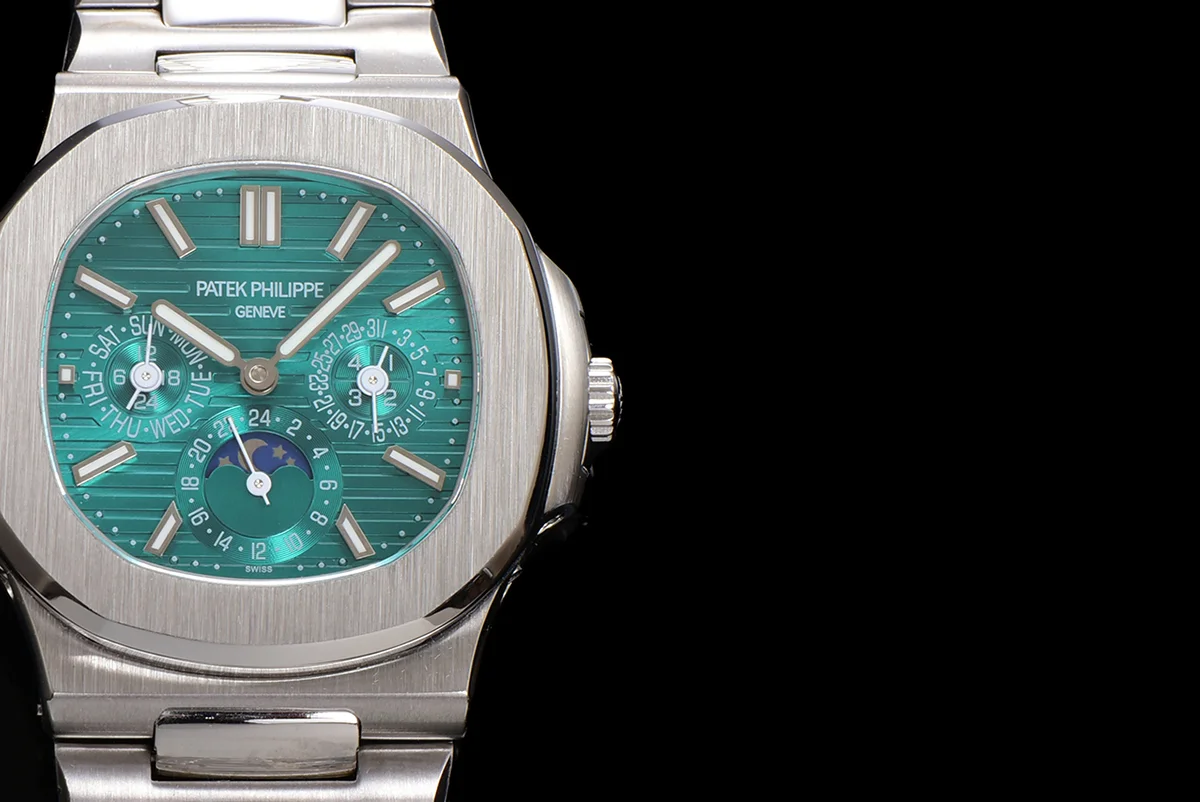 Nautilus 5740 Turquoise Dial in Steel