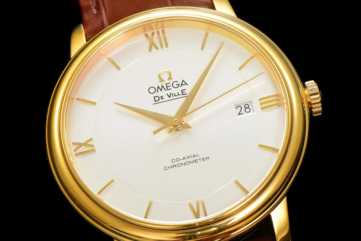Omega De Ville Prestige Co‑Axial Master Chronometer 40mm White Dial in Yellow Gold