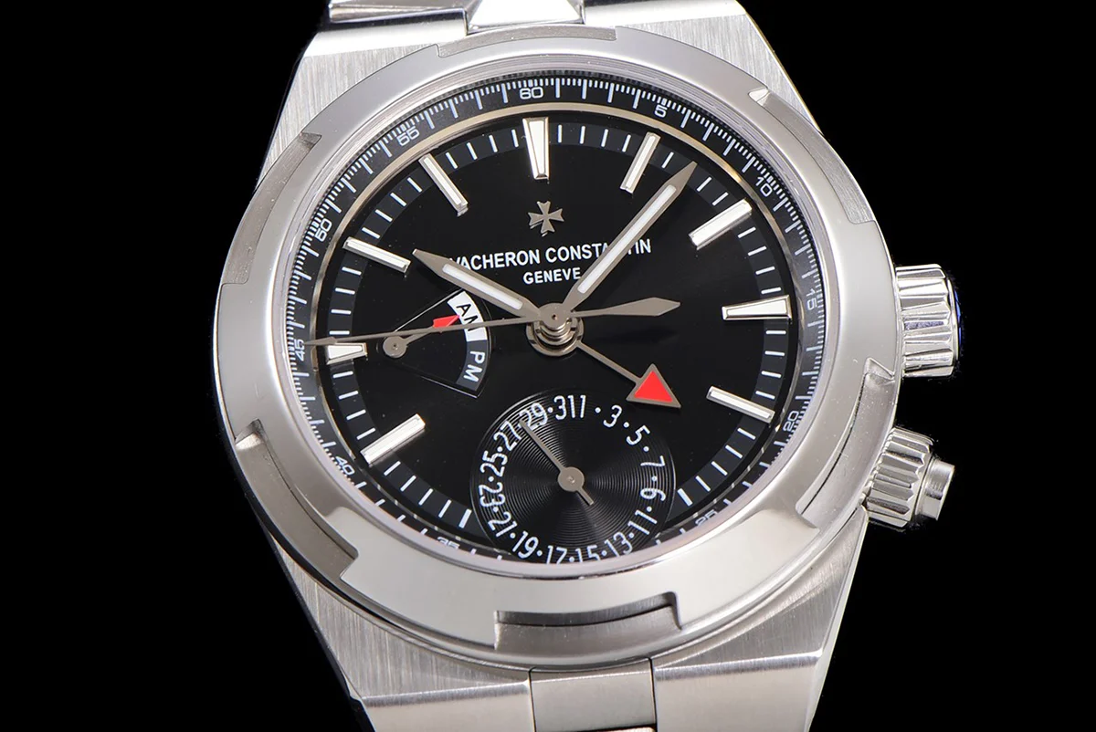 Overseas Dual Time Black Dial in Steel Ref. 7900V/110A-B546