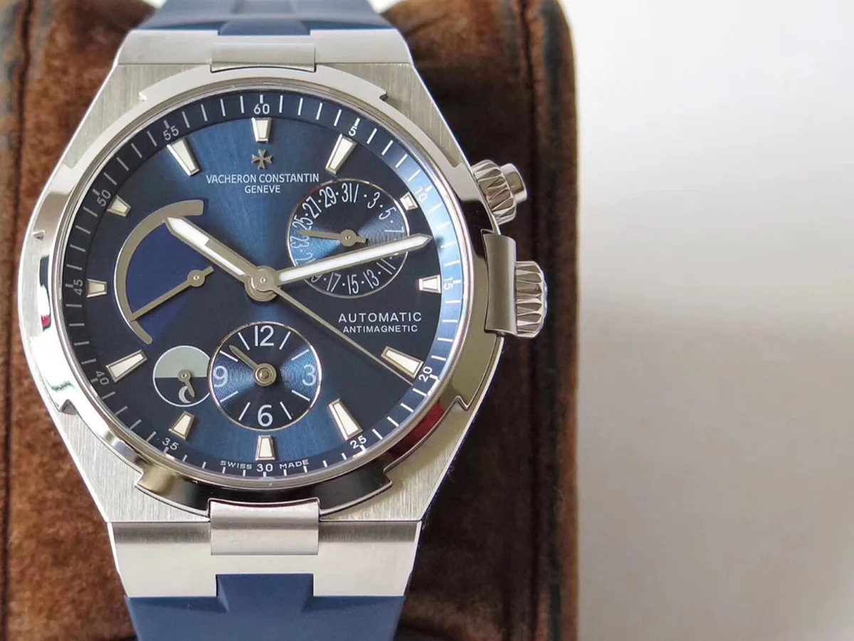 Overseas Dual Time Blue Dial in Steel on Rubber Strap