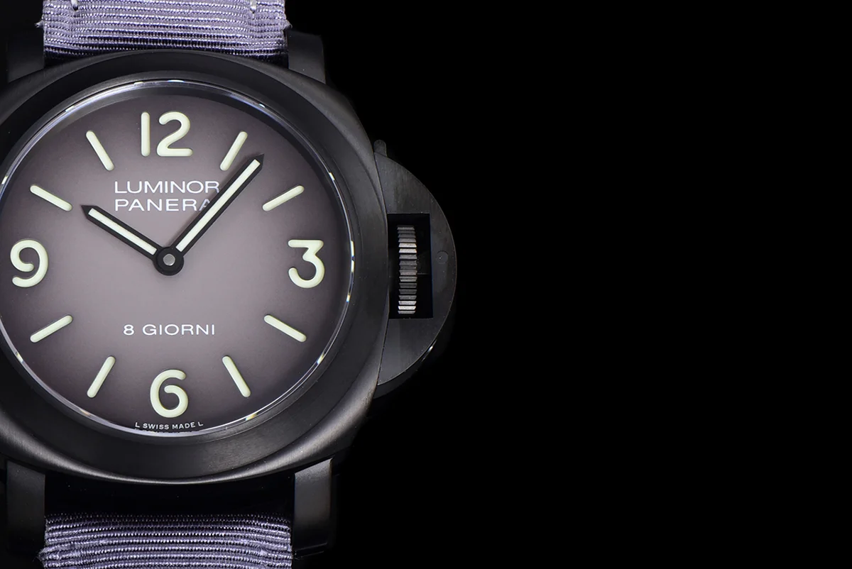 PAM2121 Luminor Geneva Boutique Special Edition 44mm
