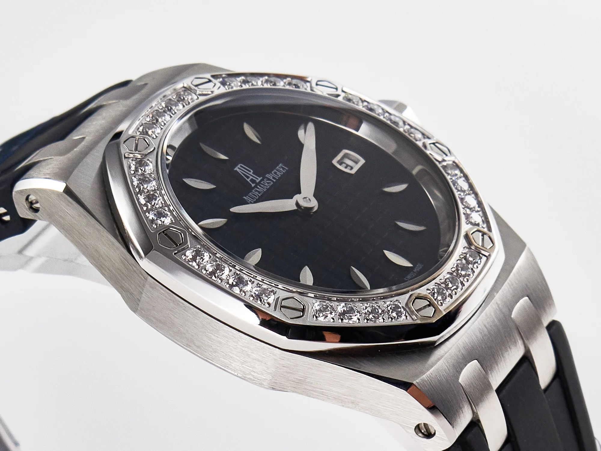 Royal Oak Offshore Ladies 33mm SS DRF Best Edition Black Dial Diamonds Bezel on Black Rubber Strap ETA Quartz