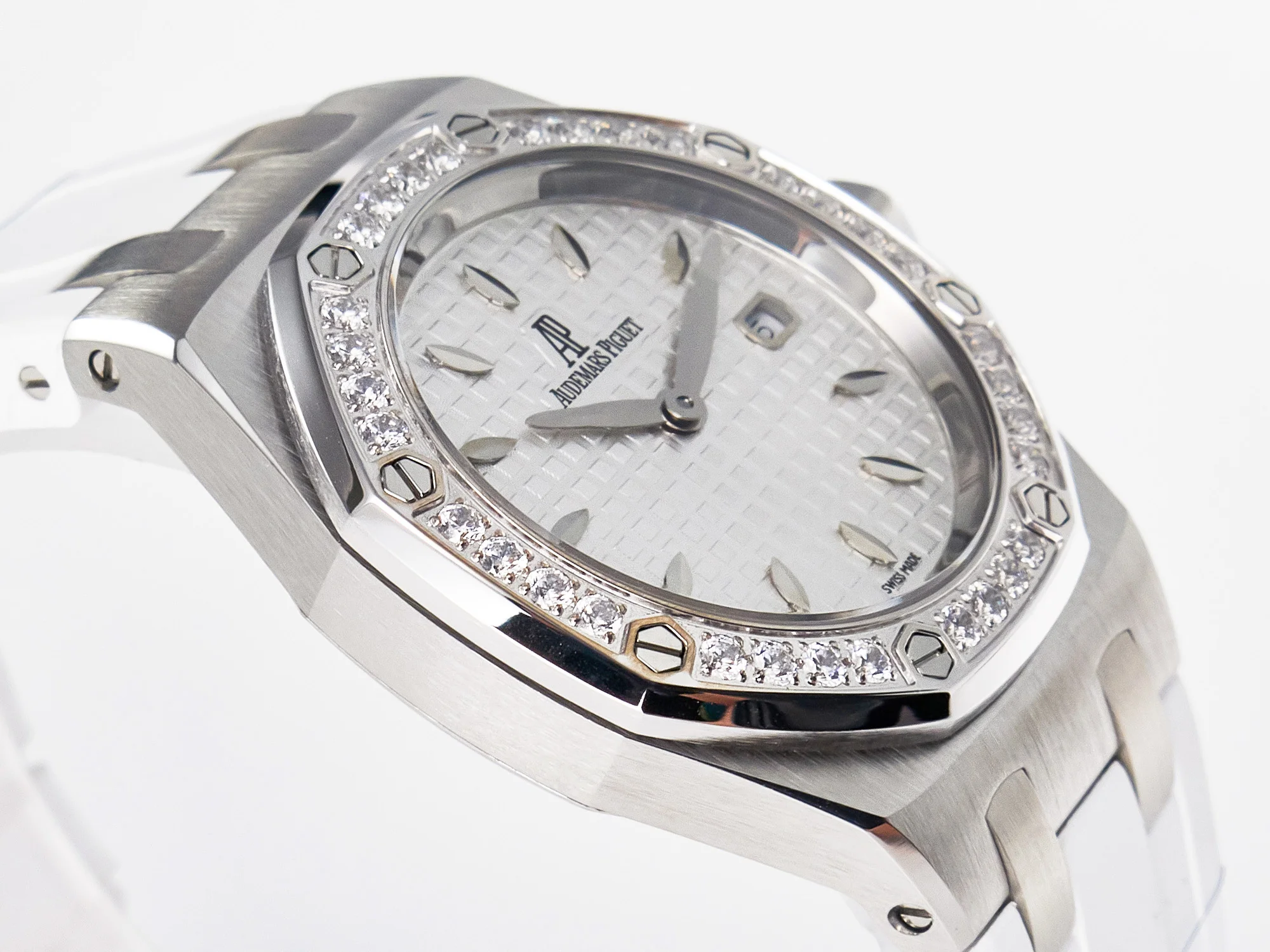 Royal Oak Offshore Ladies 33mm SS DRF Best Edition White Dial Diamonds Bezel on White Rubber Strap ETA Quartz