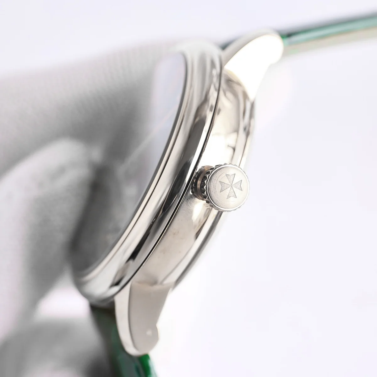 Traditionelle Tourbillon in Steel on Green Leather Strap