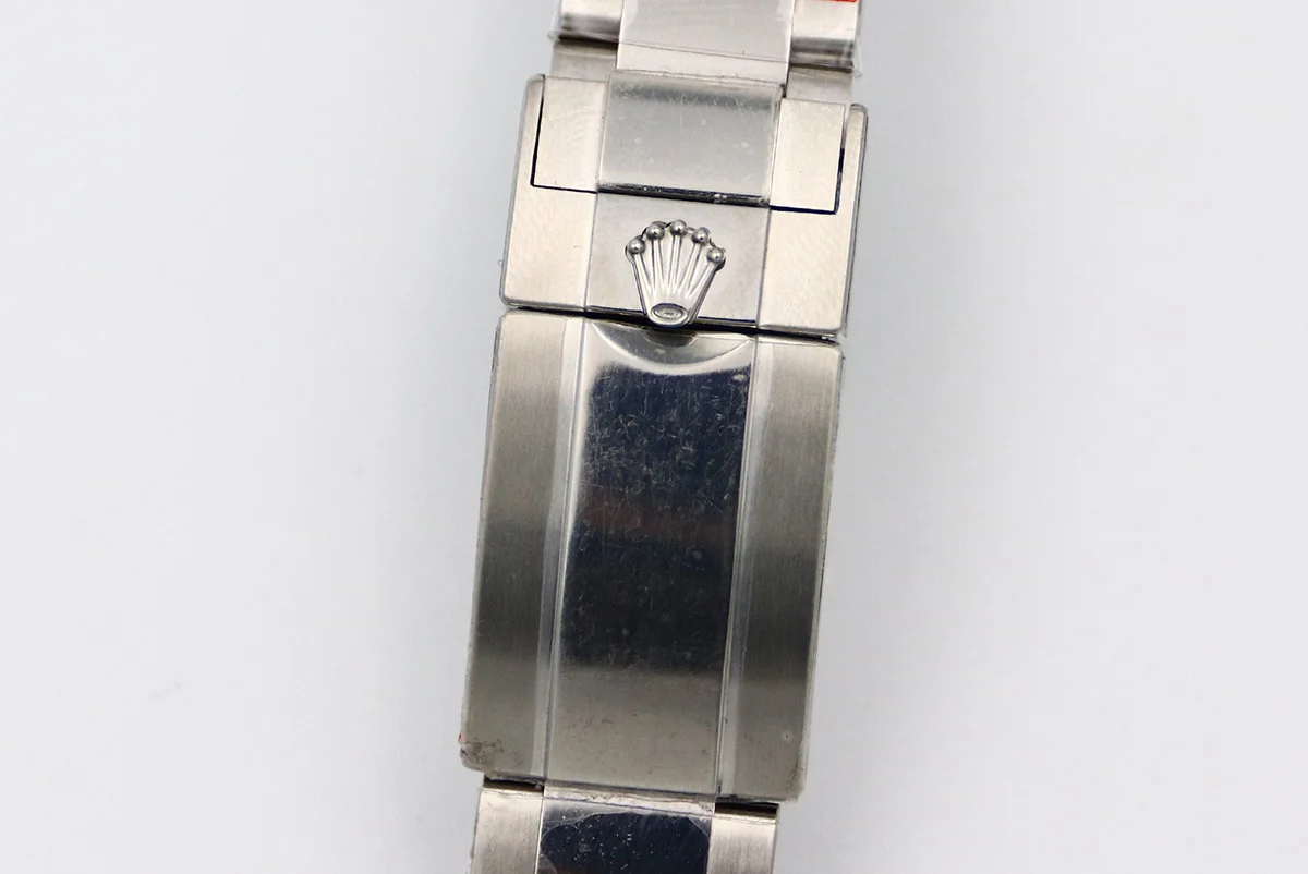 Yacht-Master 116622 BLSO Blue Dial with Blue and White Diamond Bezel